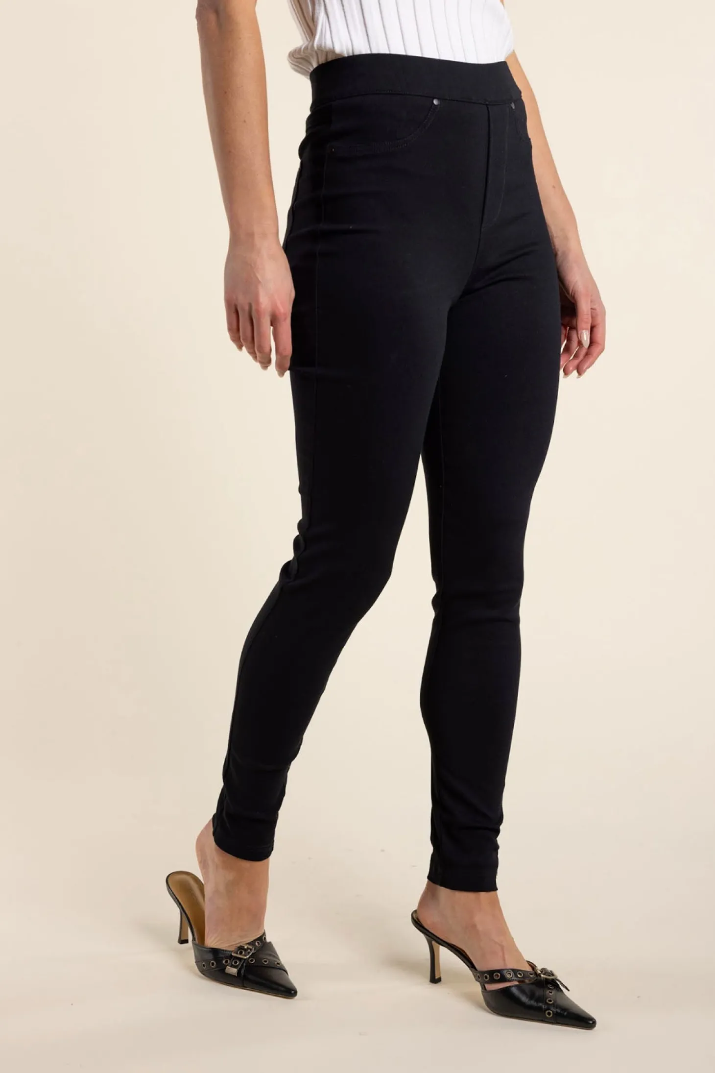 Brielle Pull On Pant - Black - TT40