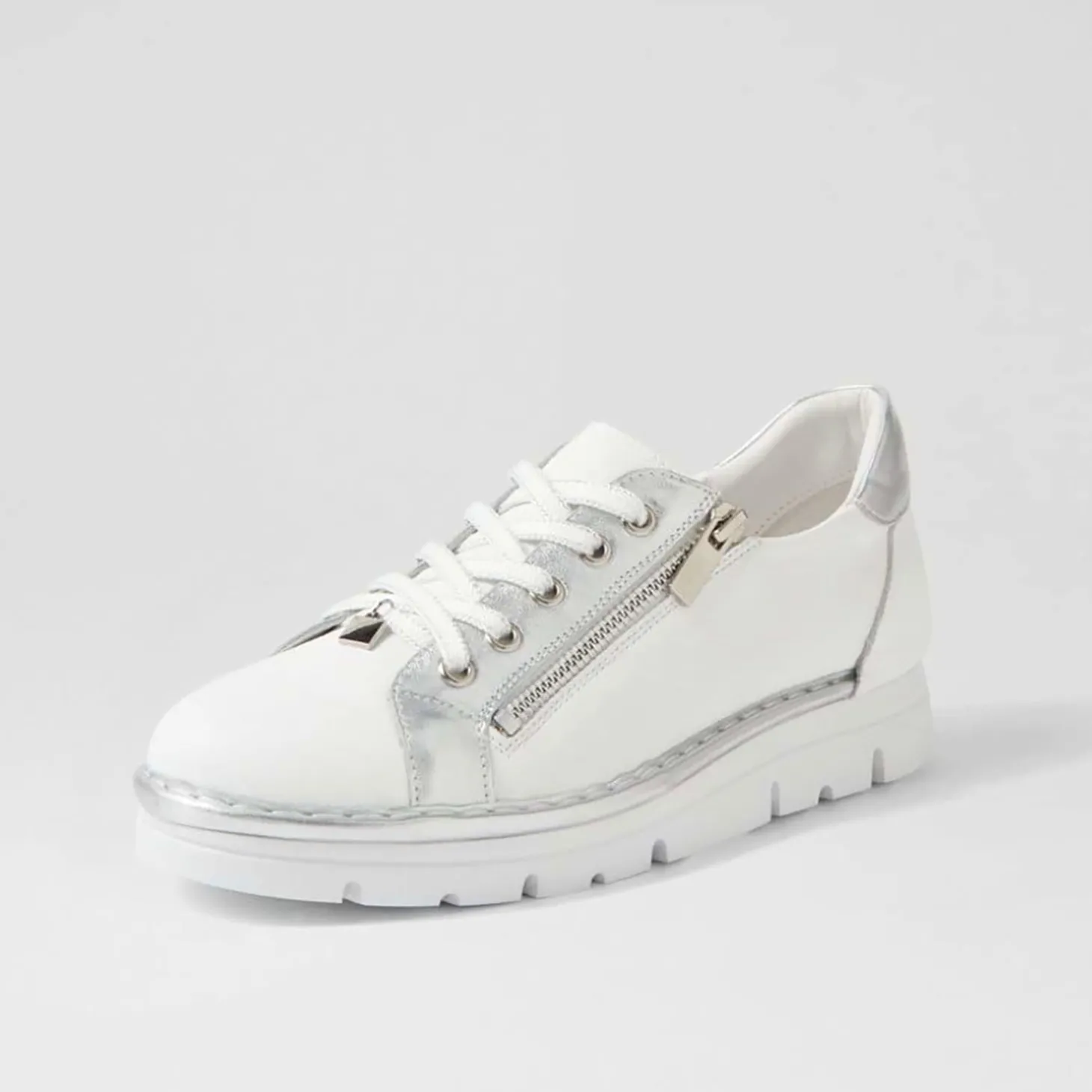 Elos Sneaker - White And Silver - TE8