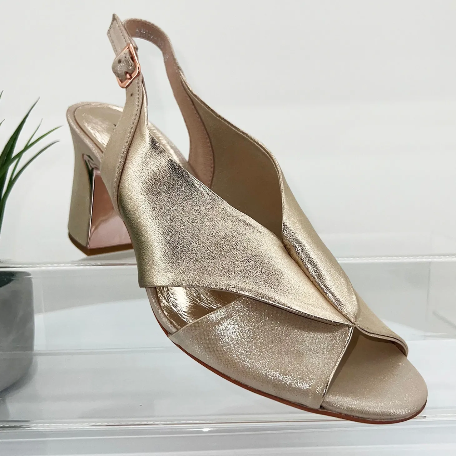 KRUZ Heels - Nude - DJ9