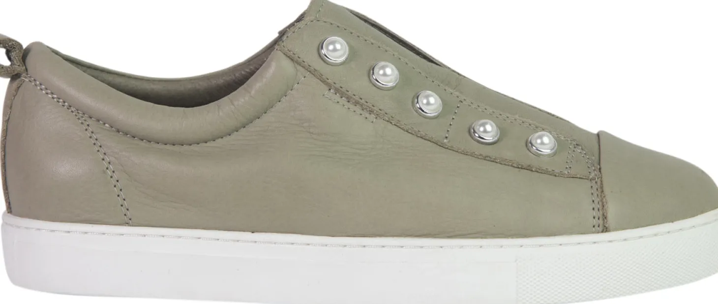 Light Green Pearl Sneaker - HN1