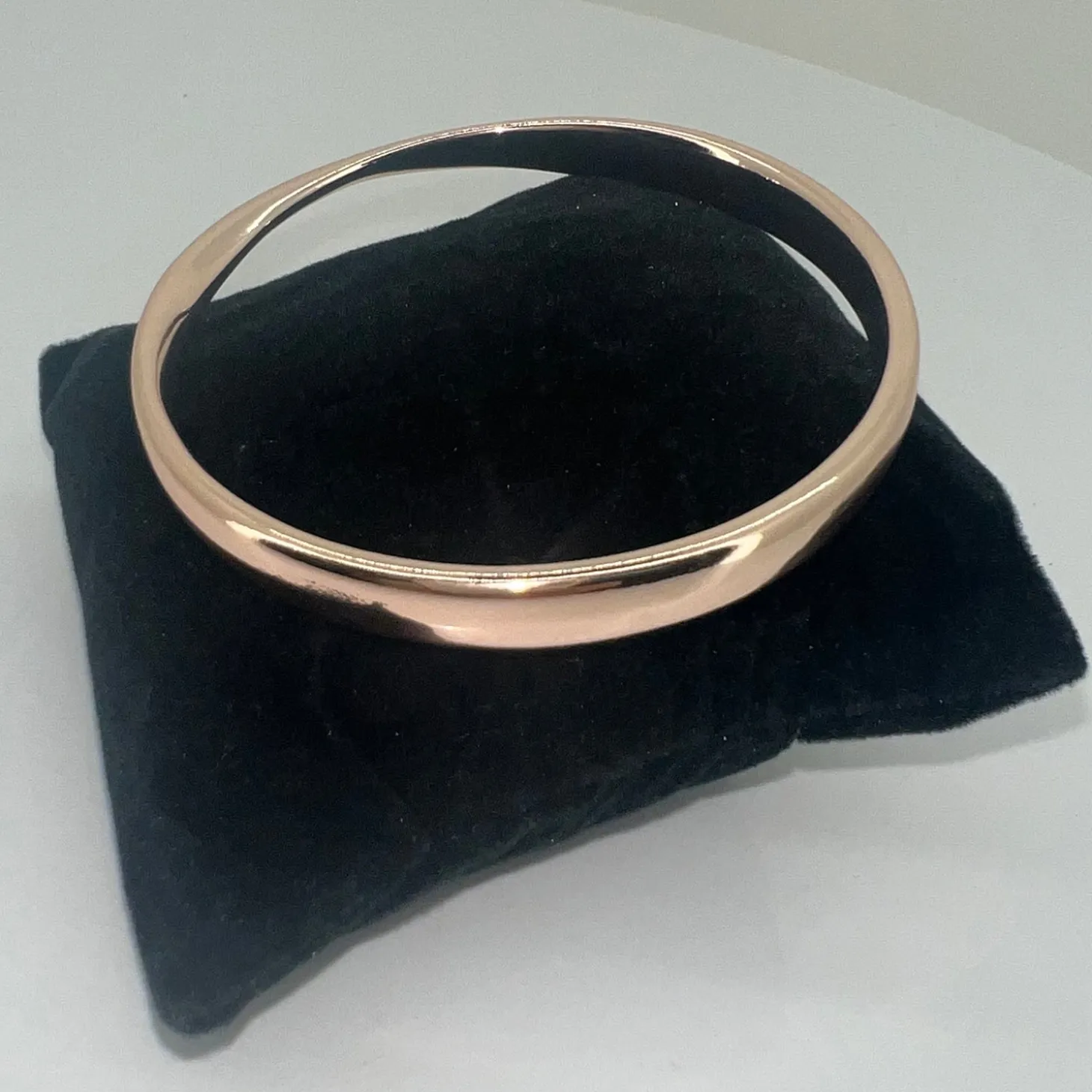 Rose Gold Plated Twist Bangle - SJ1