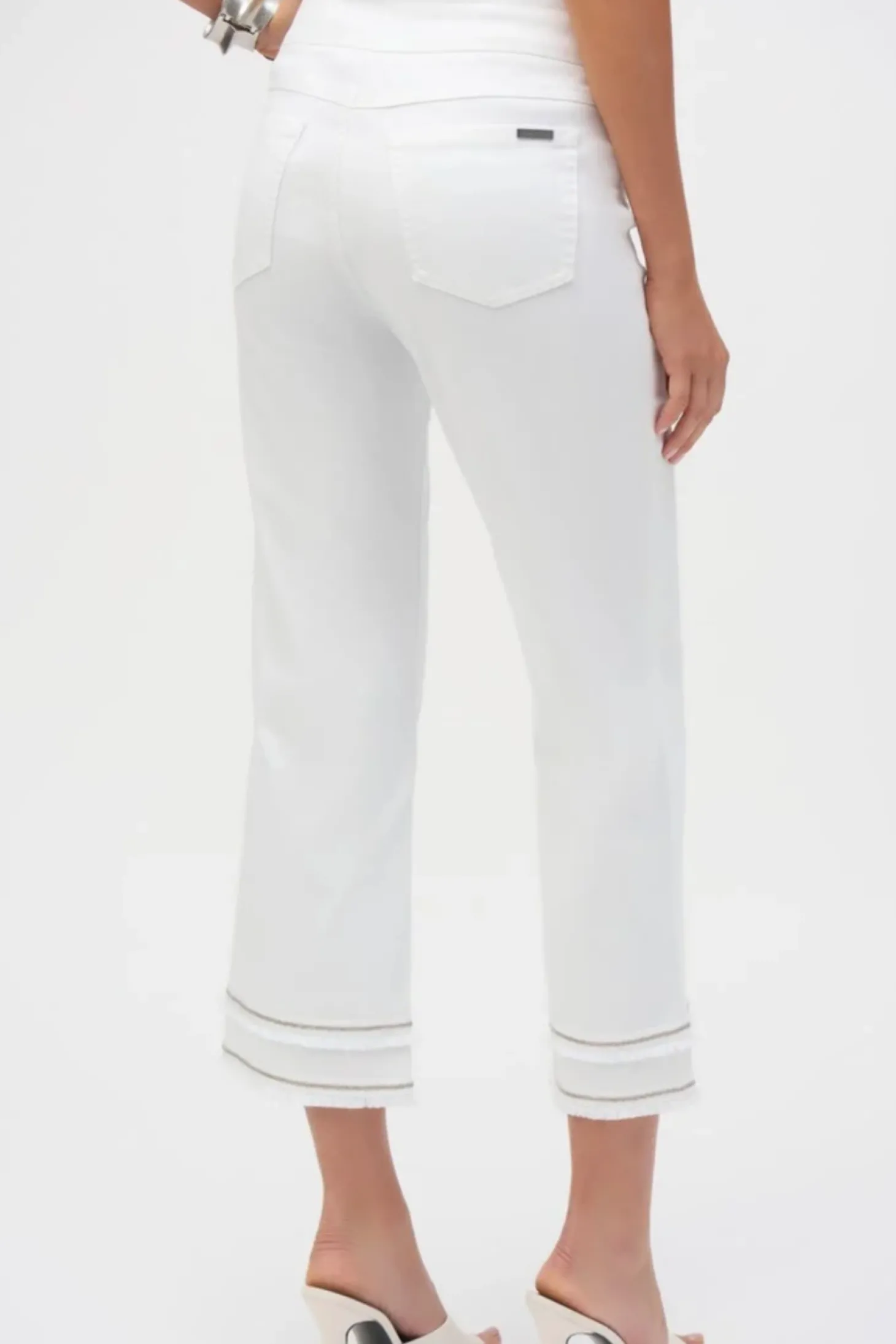 Straight Crop Pull-On Jeans - White - JR47